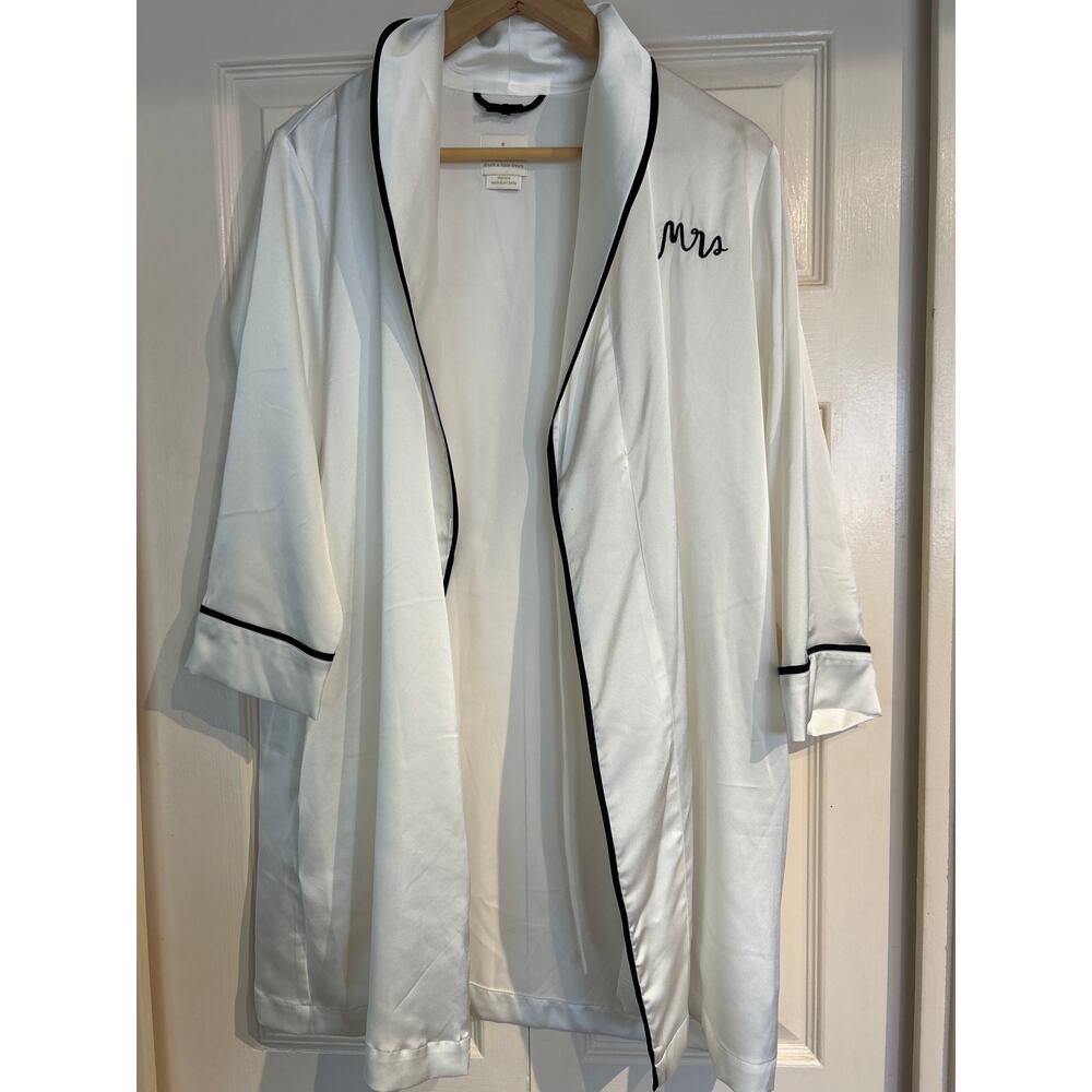 Kate Spade Satin Bride's Robe "Mrs." - Picture 6 of 6